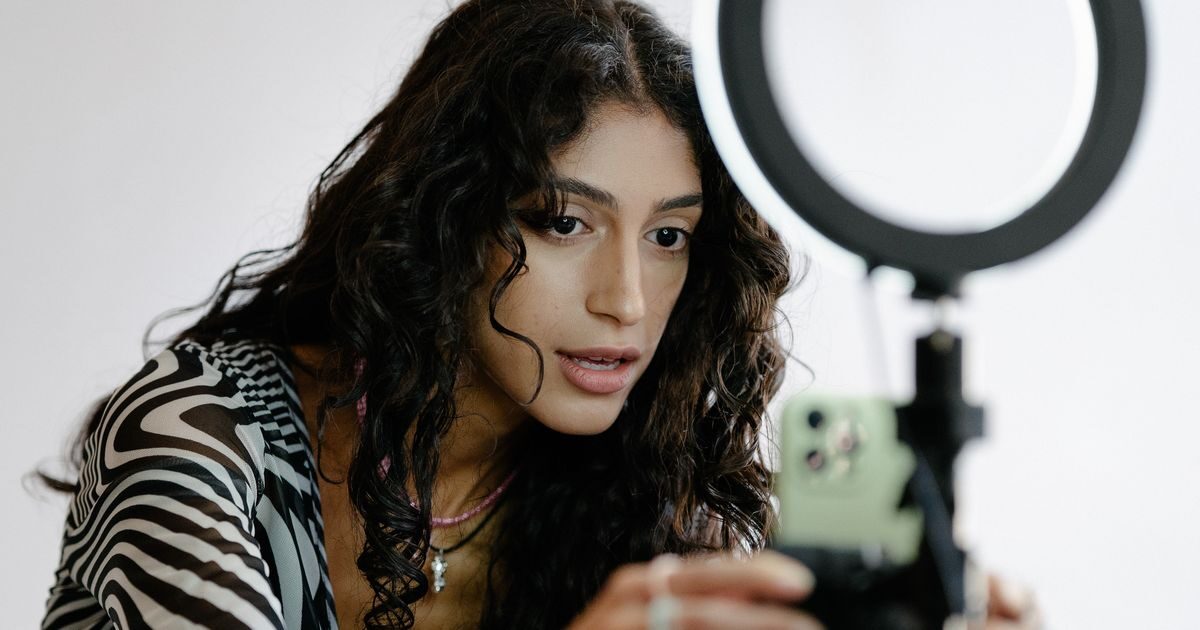 TikTok'ta İlk 1.000 Takipçi: Büyüme Hesabı, Süre ve Paket Seçimi